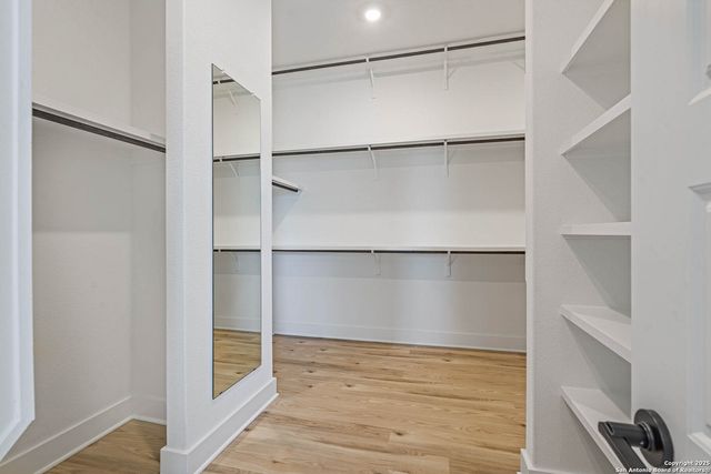 322 Lawrence Drive, Castroville, TX 78009