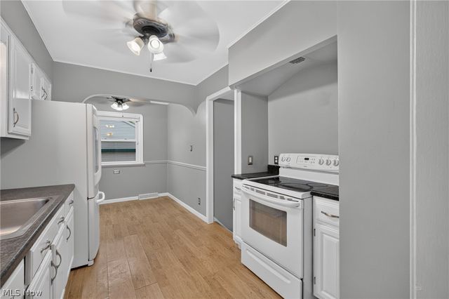 13113 Saint James Avenue, Cleveland, OH 44135