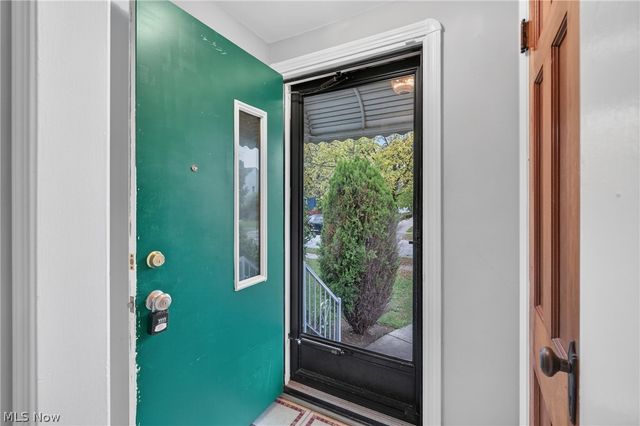 13113 Saint James Avenue, Cleveland, OH 44135
