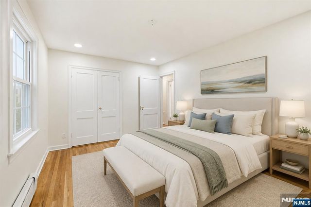 7 Burnham Place, Fair Lawn, NJ 07410