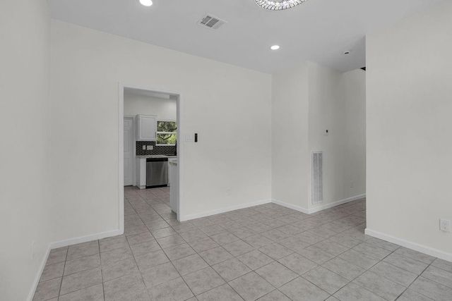 6239 Oak Pass Drive, Houston, TX 77091