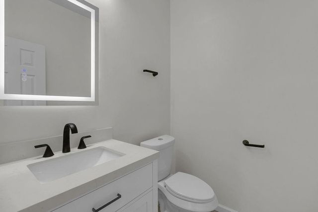 6239 Oak Pass Drive, Houston, TX 77091