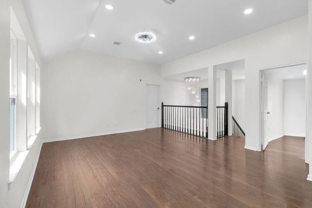 6239 Oak Pass Drive, Houston, TX 77091
