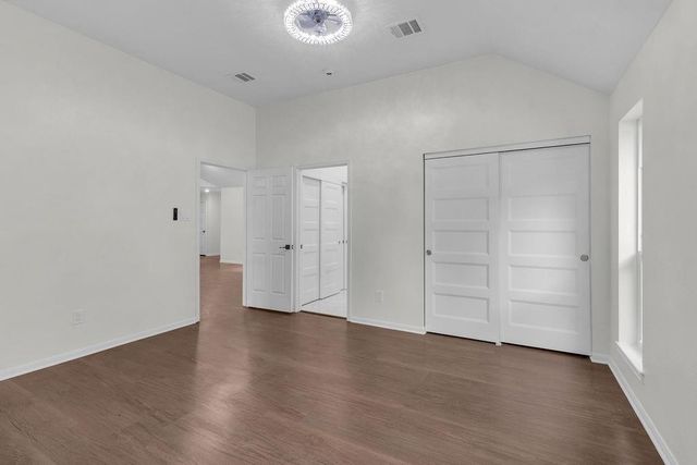 6239 Oak Pass Drive, Houston, TX 77091