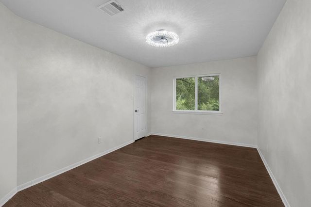 6239 Oak Pass Drive, Houston, TX 77091