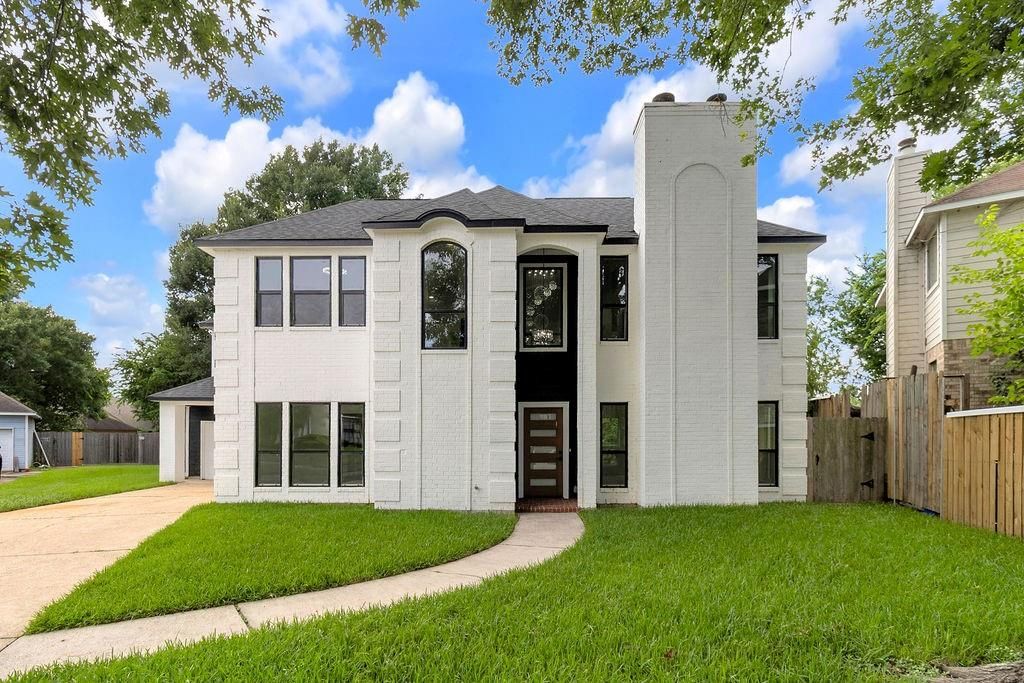 6239 Oak Pass Drive, Houston, TX 77091