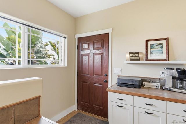 77 Cameo Rd, Carlsbad, CA 92008