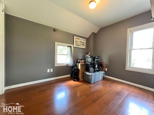 110 W Perry Street, Durand, MI 48429