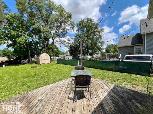110 W Perry Street, Durand, MI 48429