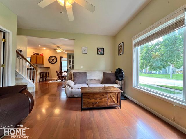 110 W Perry Street, Durand, MI 48429