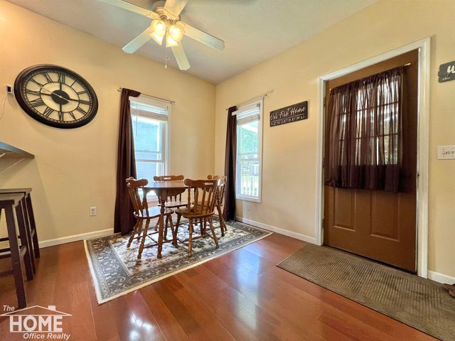 110 W Perry Street, Durand, MI 48429