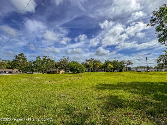 615 Old Hospital Drive, Brooksville, FL 34601