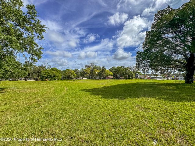 615 Old Hospital Drive, Brooksville, FL 34601