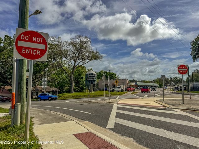 615 Old Hospital Drive, Brooksville, FL 34601