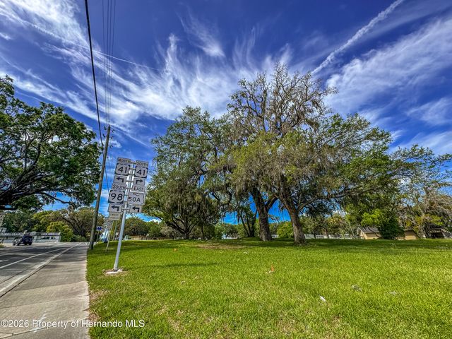 615 Old Hospital Drive, Brooksville, FL 34601