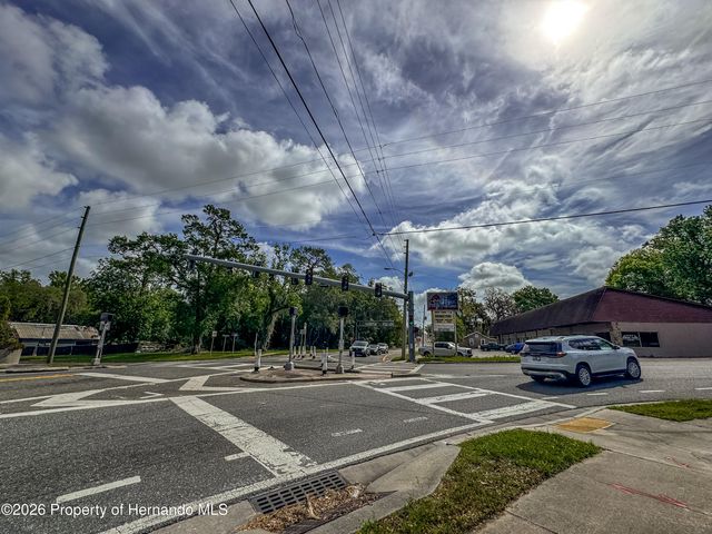 615 Old Hospital Drive, Brooksville, FL 34601