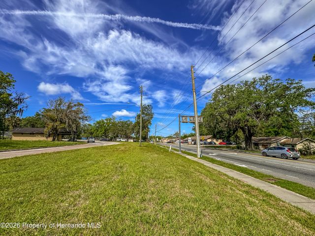615 Old Hospital Drive, Brooksville, FL 34601