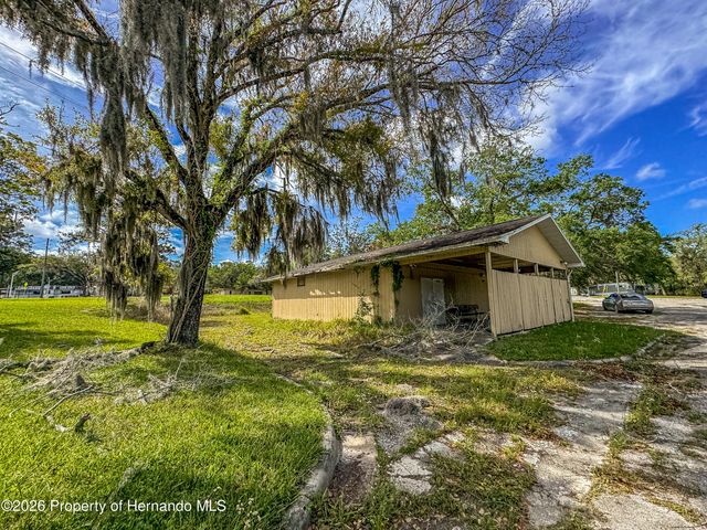 615 Old Hospital Drive, Brooksville, FL 34601