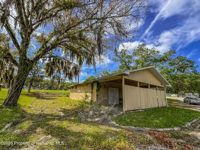 615 Old Hospital Drive, Brooksville, FL 34601