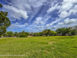 615 Old Hospital Drive, Brooksville, FL 34601
