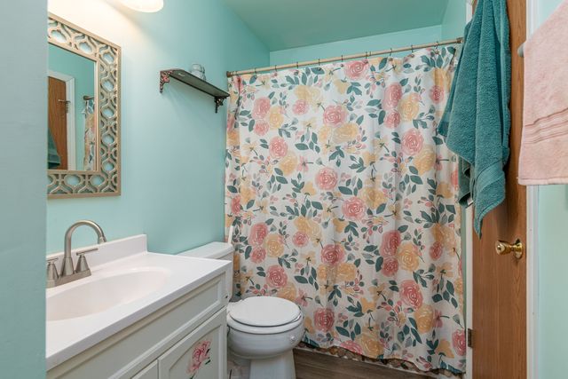 35706 N LAUREL Avenue, Ingleside, IL 60041