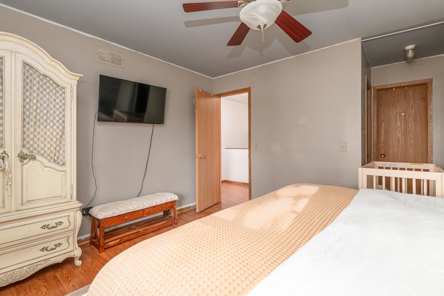 35706 N LAUREL Avenue, Ingleside, IL 60041