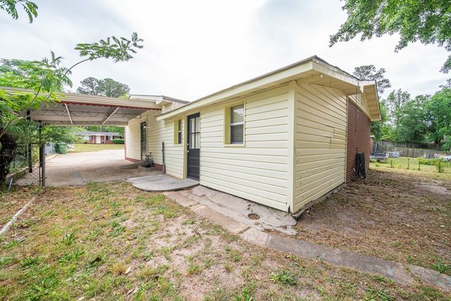 6040 Luna Drive, Columbus, GA 31907