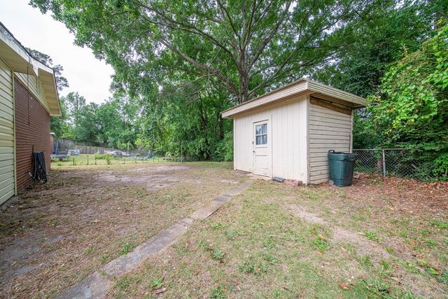 6040 Luna Drive, Columbus, GA 31907