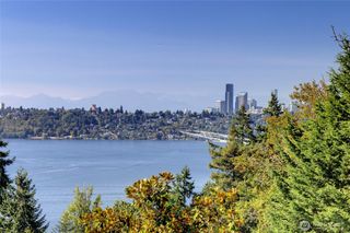 6950 SE Maker Street, Mercer Island, WA 98040
