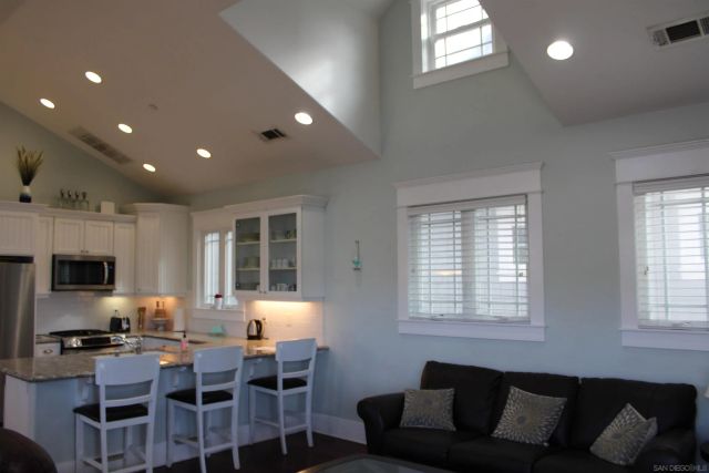 851 G Ave, Coronado, CA 92118