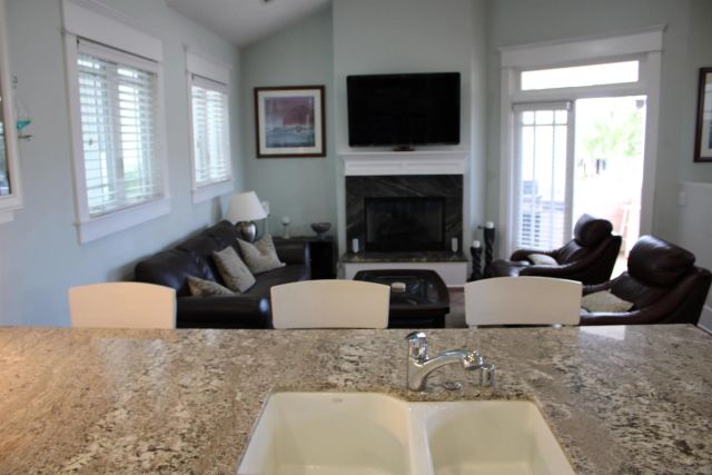 851 G Ave, Coronado, CA 92118