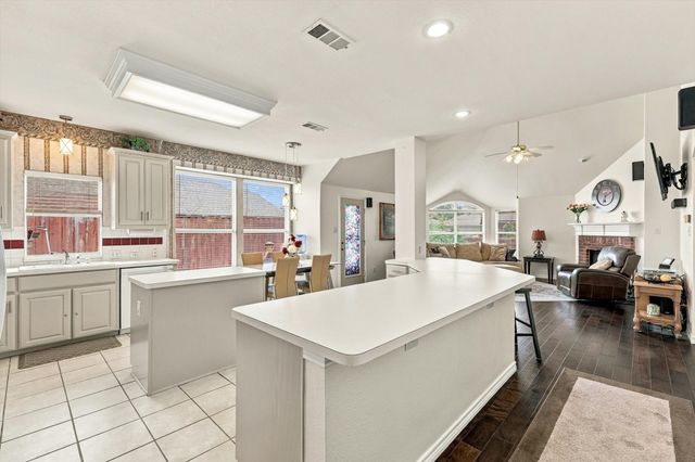6432 Barstow Lane, The Colony, TX 75056
