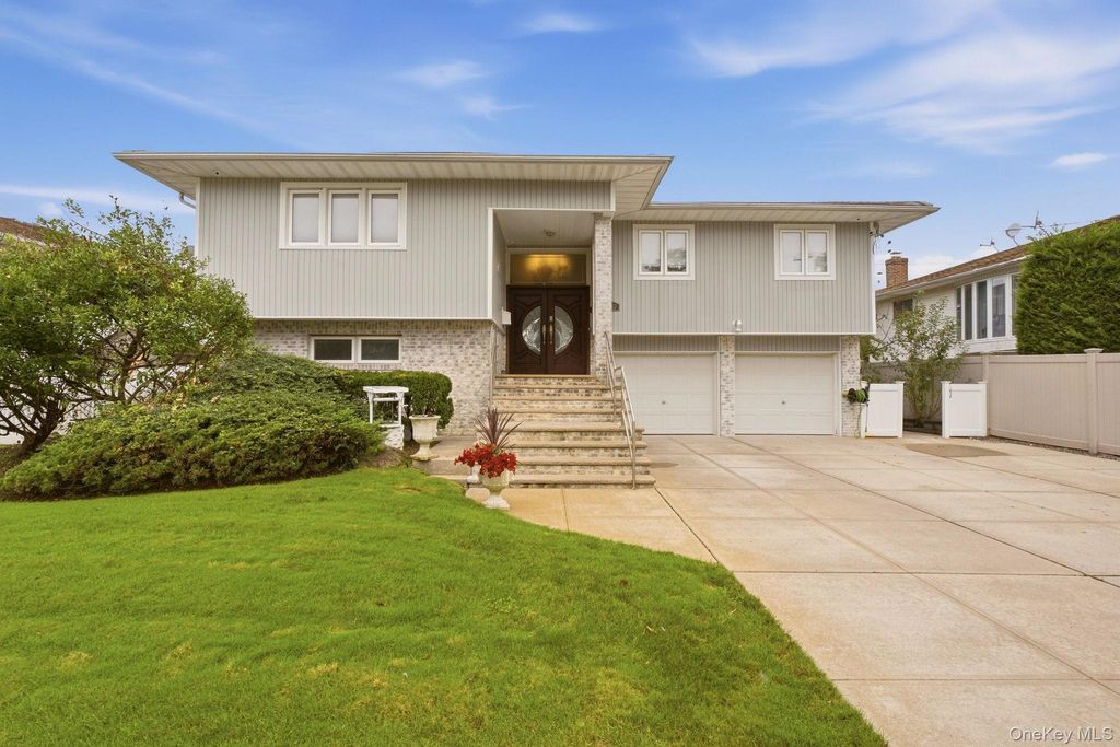 2962 Hewlett Avenue, Merrick, NY 11566 — exterior