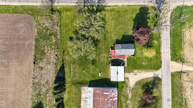 14529 Spring Valley Road, Orfordville, WI 53576