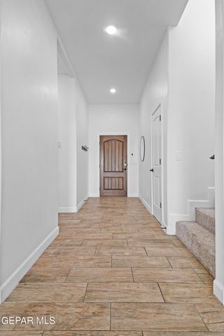 979 Airship Place, Horizon City, TX 79928