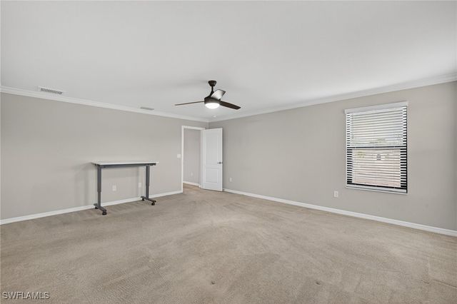 9442 Greenleigh CT, Naples, FL 34120