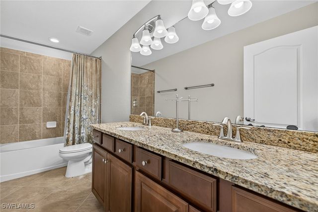 9442 Greenleigh CT, Naples, FL 34120