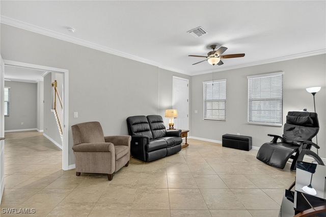 9442 Greenleigh CT, Naples, FL 34120