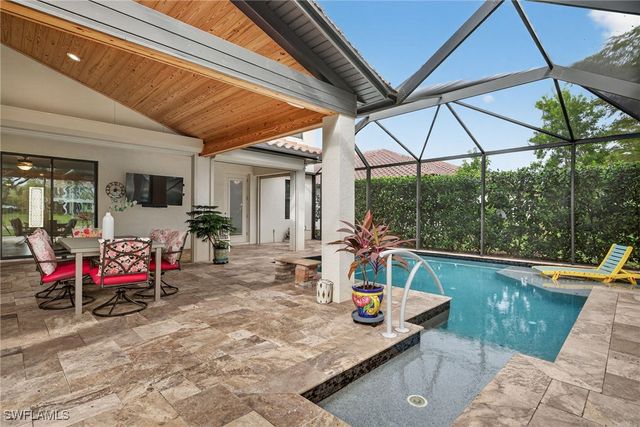 9442 Greenleigh CT, Naples, FL 34120