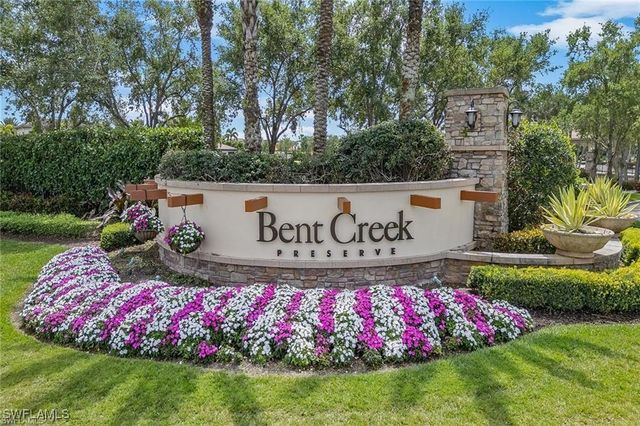 9442 Greenleigh CT, Naples, FL 34120