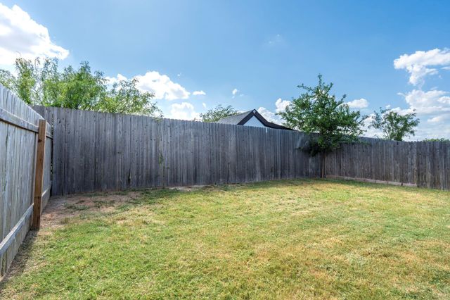 12402 Zenyatta DR, Buda, TX 78610