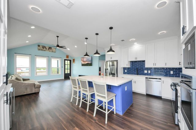 1309 24th Street, Dickinson, TX 77539