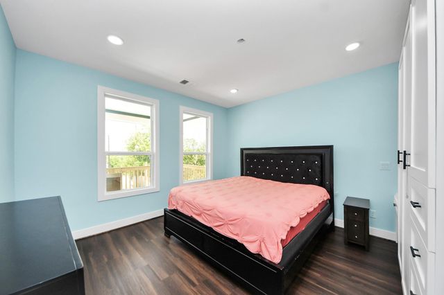 1309 24th Street, Dickinson, TX 77539