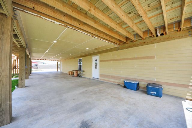 1309 24th Street, Dickinson, TX 77539