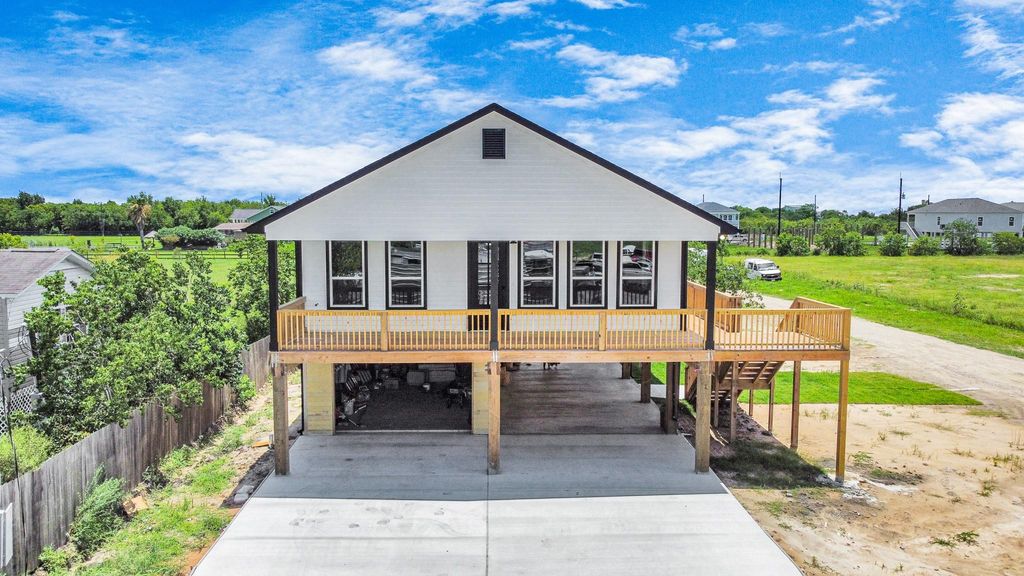 1309 24th Street, Dickinson, TX 77539