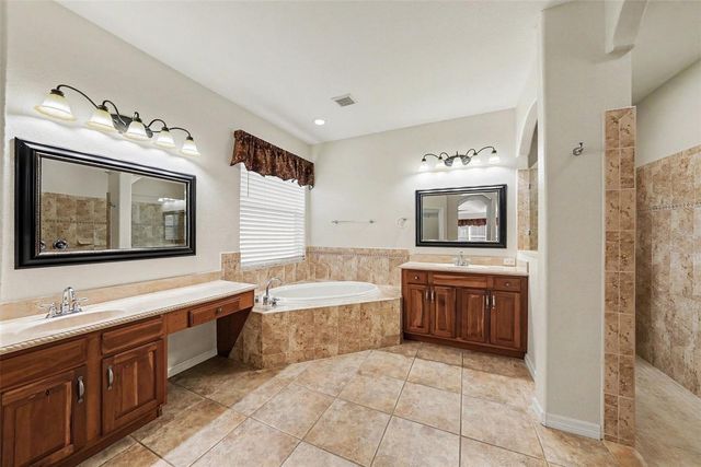 14906 MAN O WAR DRIVE, Odessa, FL 33556