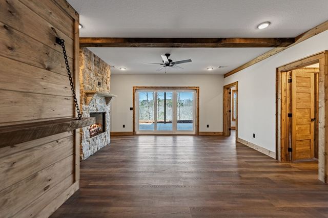 698 Oak Ridge Way, Ellijay, GA 30536