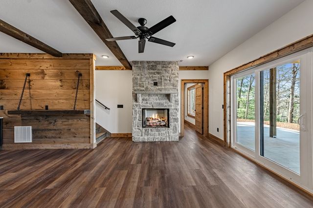 698 Oak Ridge Way, Ellijay, GA 30536