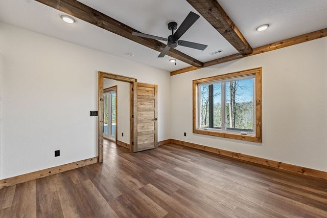 698 Oak Ridge Way, Ellijay, GA 30536