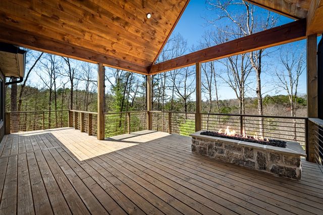 698 Oak Ridge Way, Ellijay, GA 30536